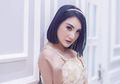 Suka Diikuti Bocah Kecil Tak Kasat Mata, Artis Ini Berlinang Air Mata Saat Memegang Sebuah Guci: Anak Aku yang Keguguran...