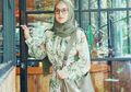 Irish Bella Foto di Salju Sambil Pegang Perut, Netizen Langsung Salfok dan Duga Istri Ammar Zoni Hamil Lagi?