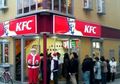 Unik! Ada Ritual Tahunan yang Diadakan KFC Jepang untuk Para Ayam hingga Menghadirkan Orang-orang Penting, Ternyata Ini Loh Tujuannya...