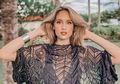 Bikin Video Tik Tok Pakai Tank Top dan Hot Pants, Cinta Laura Disebut Netizen Mirip Ariana Grande