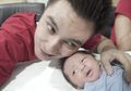 Baim Wong Dibuat Terharu Lihat Tingkah Polah Kiano Tiger Wong yang Baru Berusia 2 Bulan, Suami Paula Verhoeven: 'Sungguh Luar Biasa'