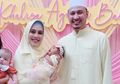 Usianya Baru Dua Bulan Lebih, Kartika Putri dan Habib Usman Nekat Bawa Si Kecil Pergi Umrah