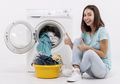Bingung Bagaimana Bersihkan Mesin Cuci? Tuang Cuka Putih 1 Liter dan Lihat yang Akan Terjadi!