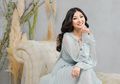 Intip Cantiknya Penampilan Sarwendah Pakai Cheongsam Modern, Bisa Jadi Inspirasi Busana Imlek!