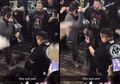 Romantis Datang dari Mana Saja, Pria Ini Lamar Kekasih Pujaannya Saat Nonton Konser Metal, Tundukkan Diri di Tengah Circle Pit Penonton