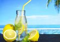 Manfaat Penting Minum Campuran Air Lemon dan Madu Saat Jam Sahur