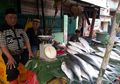 Dua Keunikan Pasar Bandeng Rawabelong Jakarta