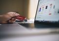 Minta Refund di Olshop, Akun Cowok Ini Malah Kena Ban Selama 980 Tahun