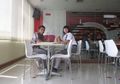 Jalin Kasih Sejak di Bangku Sekolah, Wanita Ini Akhirnya Dinikahi Gurunya Sendiri, Kisahnya Bukti Jodoh Datang dari Mana Saja Tak Peduli Berapapun Umurnya