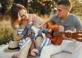 #FamilyQuality: Terdengar Sepele, Ternyata Main Musik Bersama Si Kecil Bisa Memberikan Segudang Manfaat untuk Kecerdasan Otaknya Lo Moms!