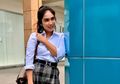 Tunjukkan OOTD Pertama Sejak Hamil Anak Kelima, Ussy Sulistiawaty Tenteng Tas Mewah Harga Puluhan Juta
