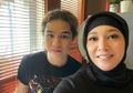 Dul Jaelani Tulis Syair untuk Ulang Tahun Sang Bunda, Maia Estianty: Kamu Malaikat yang Dikirim Tuhan untuk Melengkapiku