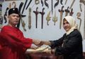 Kembali Muncul 'Kerajaan Fiktif' Baru, Rajanya Klaim Diri Sebagai 'King of The King', Punya Hak Melantik Seluruh Pemimpin Negara di Dunia hingga Berkuasa Atas Otoritas Swiss Bank dan IMD