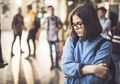 Si Kecil Kesayangan Terkena Bullying? Orangtua Cepat Lakukan Hal Ini