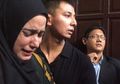 Jadi Saksi di Persidangan Kasus Video Ikan Asin, Fairuz A. Rafiq Menangis Hingga Pingsan