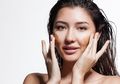 5 Tanda-tanda Kulit Wajah Butuh Eksfoliasi Menggunakan Face Scrub