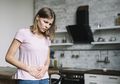 Wanita Harus Tahu! HIndari Makanan dan Minuman Ini Saat Sedang Haid Agar Tak Alami Nyeri