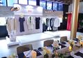 Uniqlo Luncurkan Kolaborasi Uniqlo X Ines de la Fressange, Inspirasi Tampil Cantik dengan Simpel ala Parisian Chic