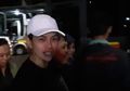 Dijemput Paksa Polisi Terkait Kasus Penganiayaan, Wajah Nikita Mirzani Terlihat Sembab dan Suaranya Serak, 'Kagak, Kan Suara Gue Lagi Serak'