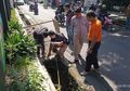 Misteri Kematian Siswi SMP di Tasikmalaya yang Jenazahnya di Temukan di Gorong-Gorong, Ibu Lapor Hilang, Ayah Bilang Ada di Rumah, Rekaman CCTV Sekolah Terhapus