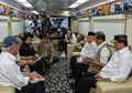 Niat Hati Bikin Rapat Unik di Atas Kereta, Apa Daya Wapres Malah Disoraki Penumpang KRL saat Melintas di Stasiun, Ternyata Ini yang Bikin para Penumpang Geram