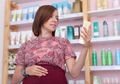 5 Kosmetik Yang Mesti Dihindari Wanita Saat Hamil, Sunblock Salah Satunya