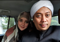 Pasca Bikin Heboh dengan Ilmu 'Cocoklogi' Ngawur, Istri Penyanyi Religi Opick Ini Minta Maaf & Ngaku Dapat dari Grup