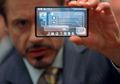 Mirip Punya Tony Stark, Huawei Rilis Konsep Ponsel Layar Transparan
