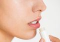 Hati-hati! Lip Balm Bikin Bibir Semakin Kering, Ini Kata Dermatologis