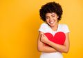 Jangan Sedih Meski Single, Hari Valentine Tetap Seru jika Lakukan 7 Aktivitas Ini!