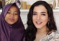 Jadi Makeup Artist Cilik Hits, Tasya Farasya Ajak Anak Berusia 9 Tahun Ini Kolaborasi di Video Terbaru