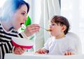 Sering Dilakukan Ibu, Ternyata Maksa Anak Makan Tidak Diperbolehkan oleh Dokter Gizi! Kenapa?