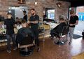 Jangan Pernah Deh Ucap 4 Kalimat ini Pas Potong Rambut di Barbershop!