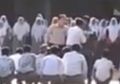 Ratusan Siswa Terlambat Sekolah, Oknum Guru di Bekasi Ini Pukuli Siswanya, Rupanya Videonya Direkam dan Disebarluaskan oleh Sosok Ini!