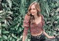 Serba Putih, Intip Seksinya Penampilan Cinta Laura dengan Setelan Renda Saat Hadiri Peluncuran Brand Perhiasan Nikita Willy