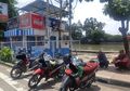 'Bilangnya Hanya 20 Saja, Enggak Pakai Ribu', Beginilah Modus Ojek Pangkalan Kelabui Penumpang di Terminal Kalideres hingga Sempat Ada 3 Penumpang Kena Ongkos Rp450.000