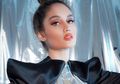 Bikin Tik Tok Bareng Ridwan Kamil dan Dino Patti Djalal, Cinta Laura Tetap Luwes Joget Pakai Stiletto Heels