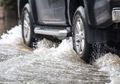Mengenal Aquaplaning yang Rawan Terjadi Ketika Banjir dan Tips Untuk Mengatasinya