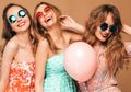 Tak Perlu Bingung, Inilah Tips Memilih Warna Lipstik yang Cocok dengan Outfitmu