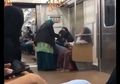 Viral, Ibu-Ibu Jambak dan Tampar Wanita Muda di KRL: 'Berdiri Kamu, Saya Ini Orang Tua'