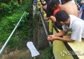 Balas Dendam Adik Bungsu Dipukuli, Kakak Beradik Ini Bersekongkol Aniaya Siswa SD hingga Tewas, Bahkan Tusuk Korban dengan Bambu