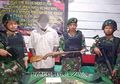 Kedekatan dengan TNI Jadi Alasan Kembali ke NKRI, Satu Anggota KKB Ngaku Simpan Senpi dan 2 Butir Amunisi Kaliber 22 di Tengah Hutan Papua, Pilih Serahkan Diri Secara Sukarela Usai Nekat Terjun ke Jurang