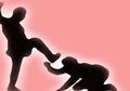 Kasus Seorang Anak Punk Dikeroyok dan Dibakar: Ini Hukum Pidana Bagi Pelaku Main Hakim Sendiri