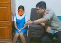 Nggak Persiapkan Baju untuk Jalan-jalan, Jebolan The Voice Indonesia Tega Pukul dan Tendang Kepala Ibunya Sendiri