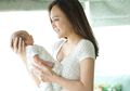 Pakai Hot Pants Saat Gendong Bayi, Pinggang Langsing Shandy Aulia Usai Melahirkan Jadi Bahan Pembicaraan Netizen