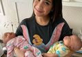 Nagita Sebut Dirinya 'Mama' Saat Menggendong Bayi Kembar Syahnaz, Raffi Ahmad Justru Terenyuh Lihat Keadaan Sang Istri 'Kangen Peluk Bayi Lagi?'