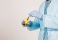 Bukan Hanya Bersin dan Batuk, Air Kencing Juga Bisa Tularkan Virus Corona