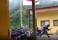 Makin Biadab! Detik-detik Menegangkan KKB Papua Adu Tembak dengan Polisi Terekam Kamera, Kalah Perang Malah Tembaki Wanita dan Anak-anak