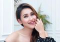Terlihat Elegan dengan Dress Transparan dan Dalaman Ketat, Ayu Ting Ting Kembali Tuai Sorotan