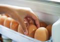 Sering Simpan Telur di Dalam Kulkas? Awas, Ternyata Kebiasaan Ini Bisa Membahayakan Kita Loh
